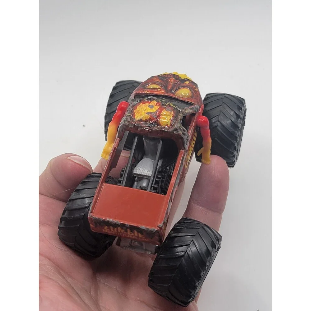 Loose Monster Jam Fire And Ice Zombie 1:64 Monster Truck